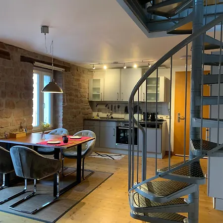 Apartment Stilvolle Maisonette *